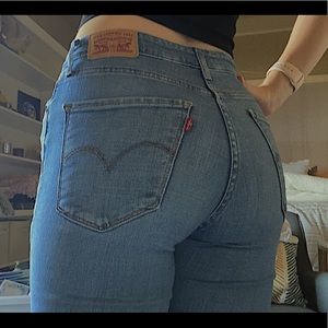 Levi’s 721 High Rise Skinny